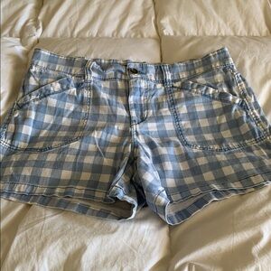 Light Blue Jean Shorts with Gingham Pattern and Casual Style